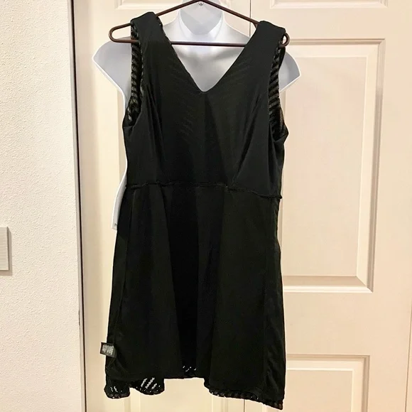 Mossimo fit and flare dress - Picture 7 of 10